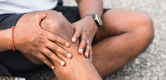 patient needing jumper's knee treatment in San Rafael